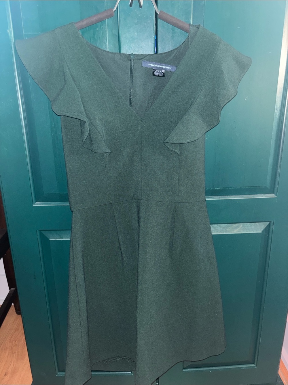 French connection whisper Ruffle Sleeve Dress in Bayou Green